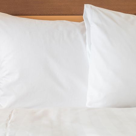 Holiday Inn Milwaukee Airport By Ihg Bagian luar foto