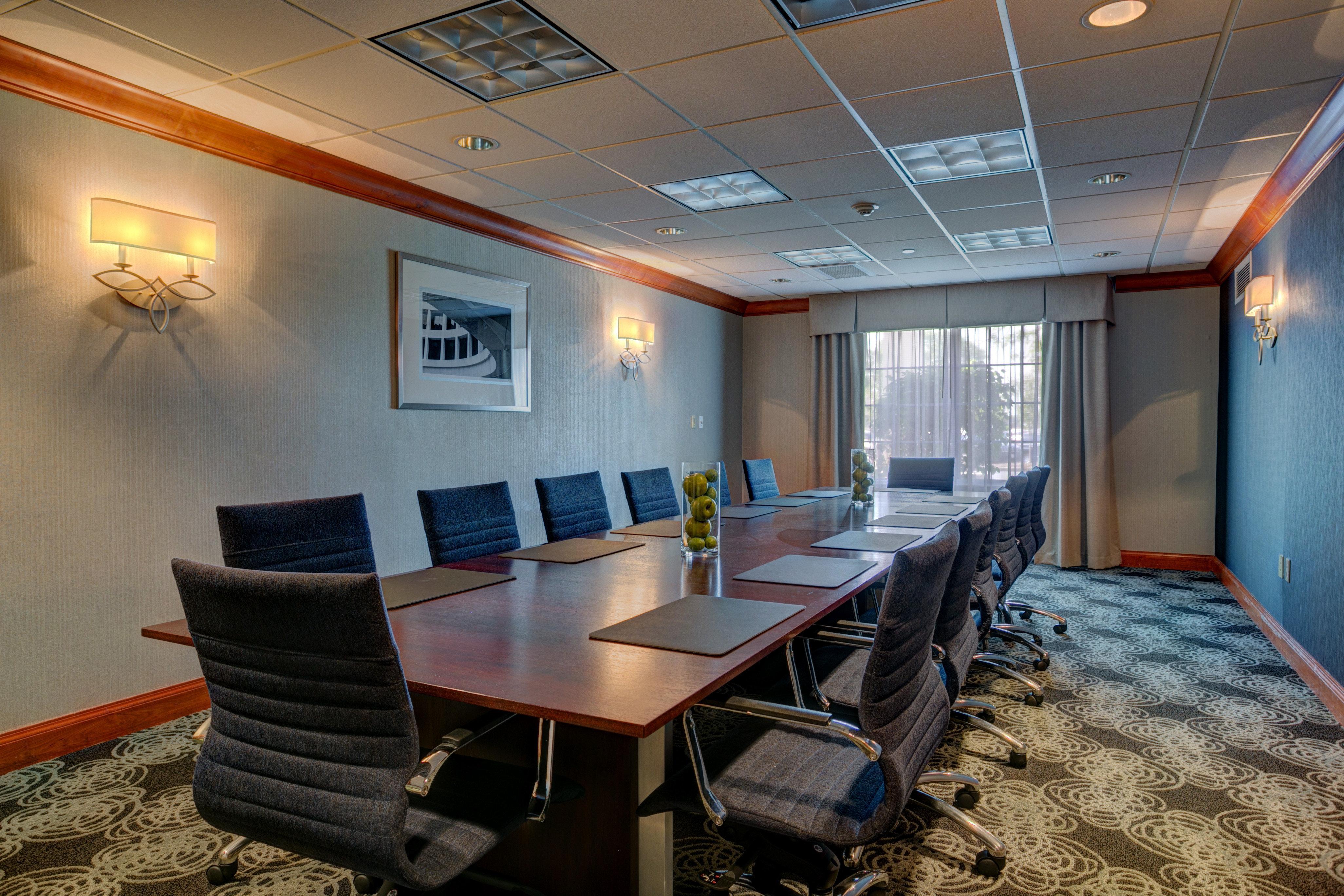 Holiday Inn Milwaukee Airport By Ihg Bagian luar foto