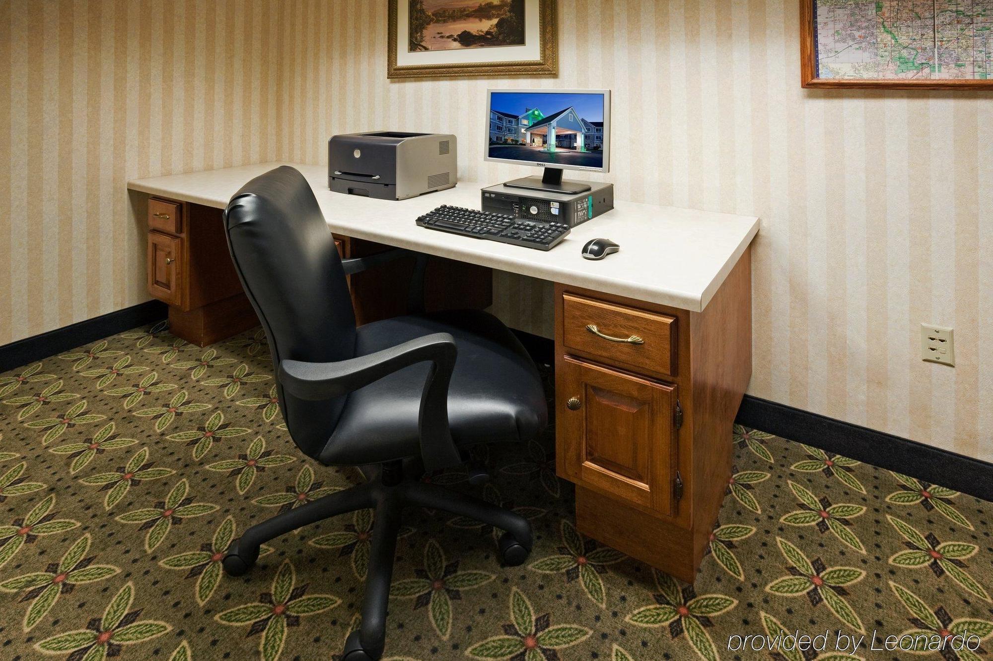 Holiday Inn Milwaukee Airport By Ihg Bagian luar foto